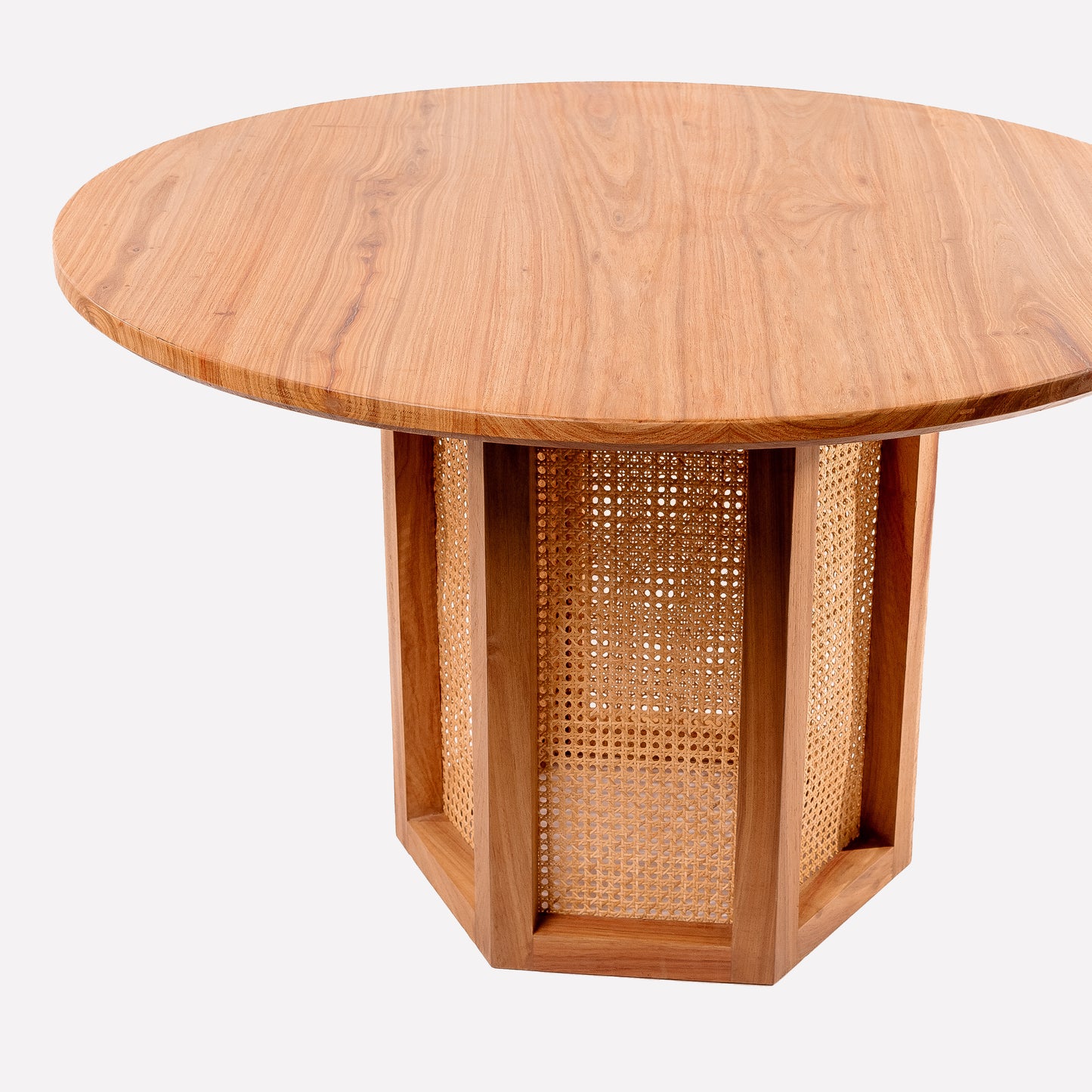 MIWA DINING TABLE