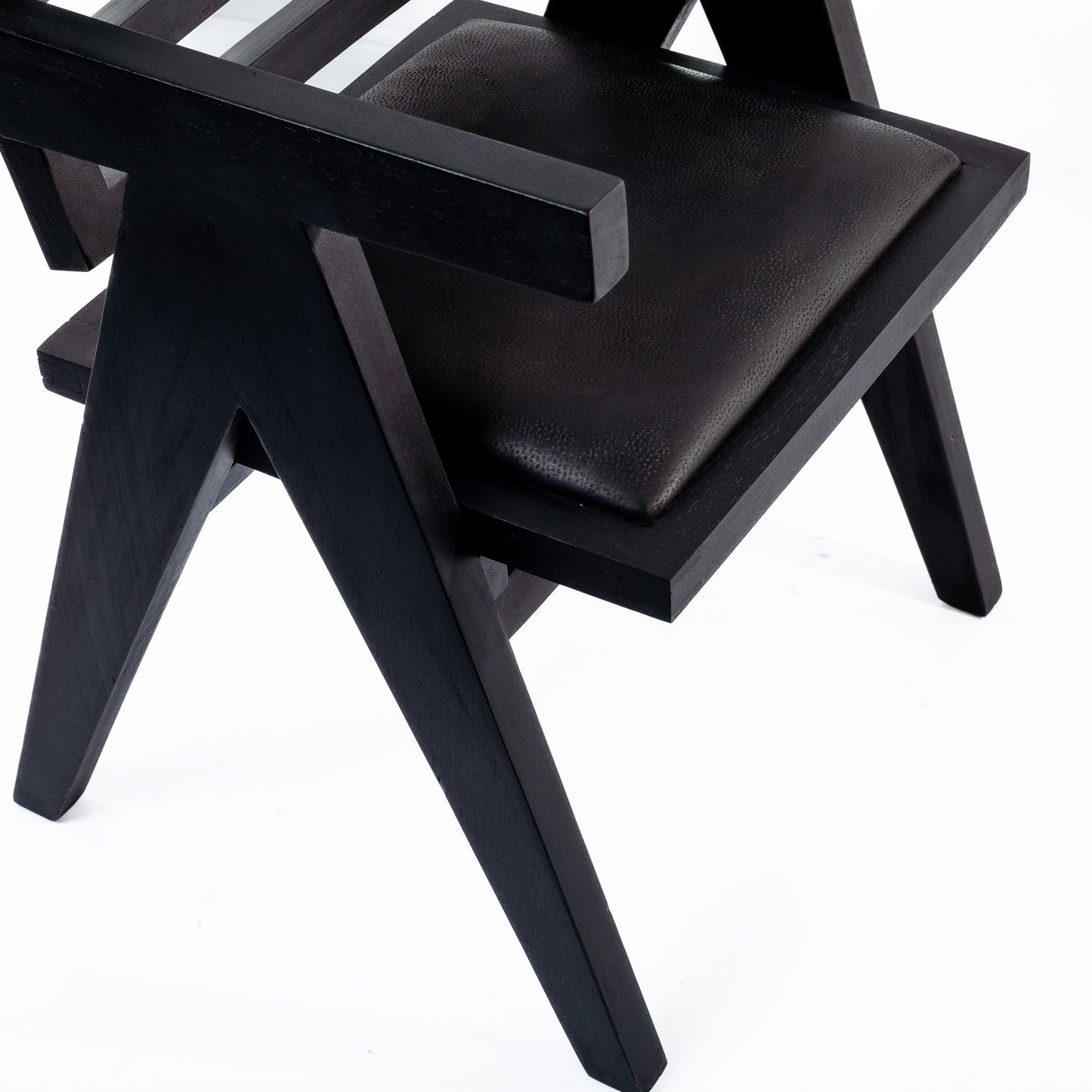 KUKAA CHAIR (ARMS)