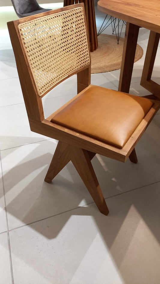 KUKAA CHAIR